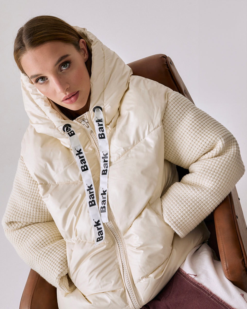 42BD9024 OFF WHITE